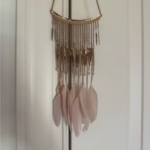 Elegant Gold and Pink Feather Necklace